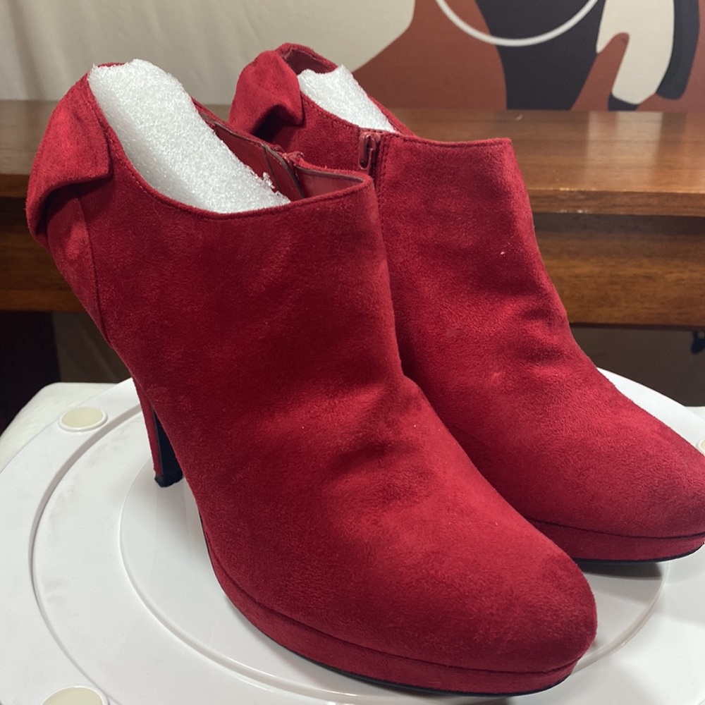 Impo Red Suede Ankle Bootie with back bow Size 10M